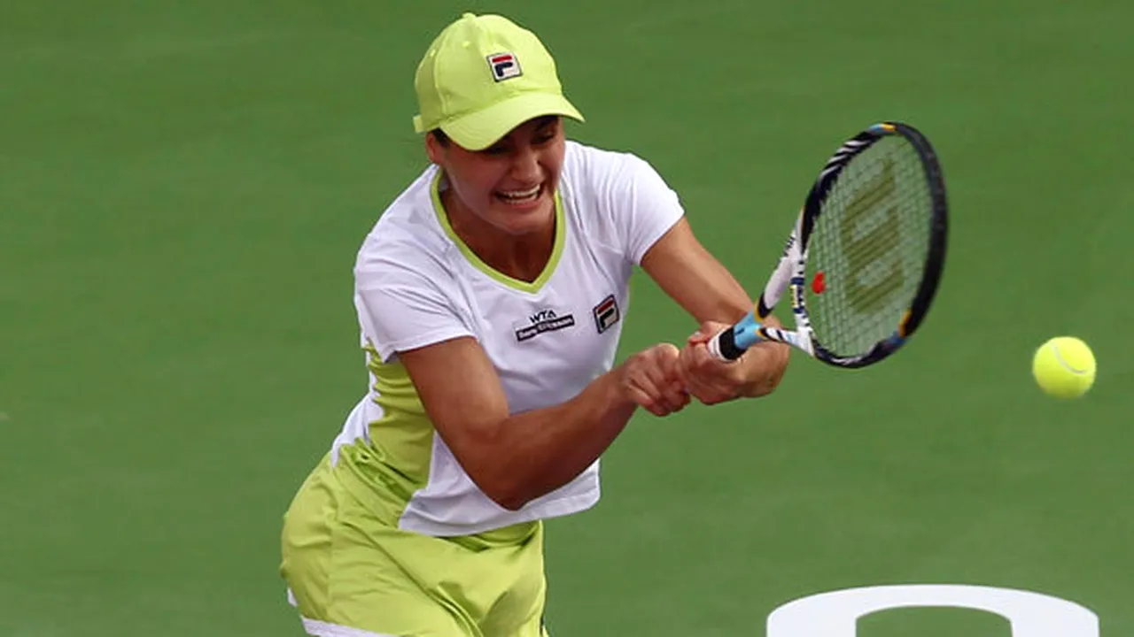 Monica Niculescu, eliminată de Francesca Schiavone în primul tur la Stuttgart