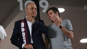 Dan Șucu, de la Milano la Ovidiu. Patronul Rapidului s-a dus la meciul cu Farul, cu o importanță uriașă pentru play-off