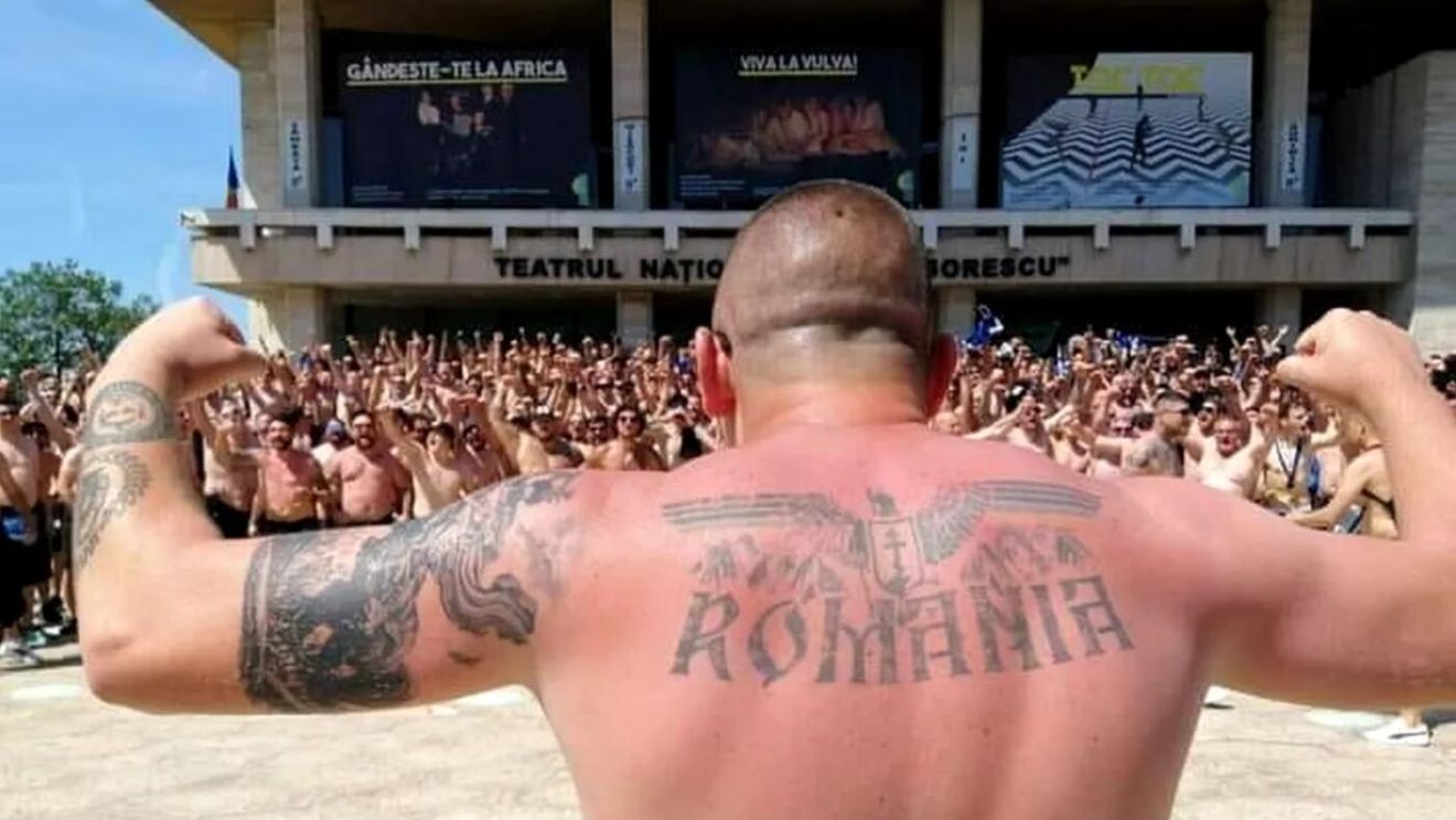 Se anunță iureș în Bănie în cazul în care FC U Craiova retrogradează! Peluza Sud 97, mesaj devastator pentru jucătorii lui Trică: „Singurii ce merită umiliți, dezbrăcați și batjocoriți sunteți voi, mizeriilor! Jucători de serie B, vă rupem picioarele!”