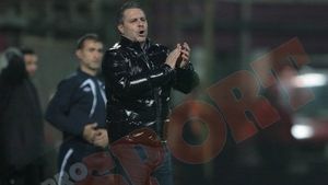 Șumudică: "Aveam nevoie de victorie ca de aer!"** VEZI câți jucători vor veni la Rapid!