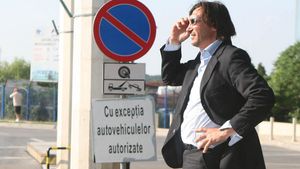 "Nu există fotbal defensiv ori ofensiv**, ci doar 'la victorie'!"