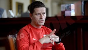 Stoican, impresionat de calitățile lui Miranda: "O să fie un jucător de bază la Dinamo"