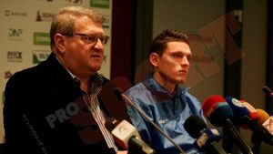 CFR joacă tare:** "Traore pleacă pe 5 milioane â‚¬! Doi atacanți ivorieni vin în probe"