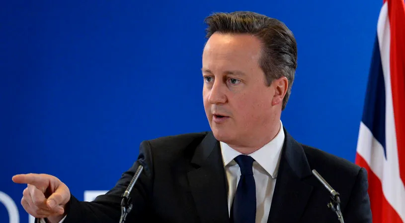 Premierul Angliei este nemulțumit de prețul stabilit pentru replicile tricourilor naționalei: 