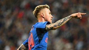 Gigi Becali l-a făcut praf pe Tavi Popescu: „Bă, eu vreau altceva!”. Ce decizie a luat