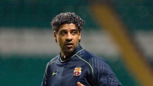 Rijkaard il place pe Mourinho