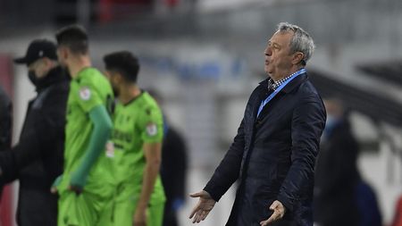 Cornel Dinu îl compătimește pe Mircea Rednic. „Îi țin pumnii pentru Dinamo, dar nu-l mai cunosc! Are și el o uzură!” | VIDEO EXCLUSIV ProSport LIVE