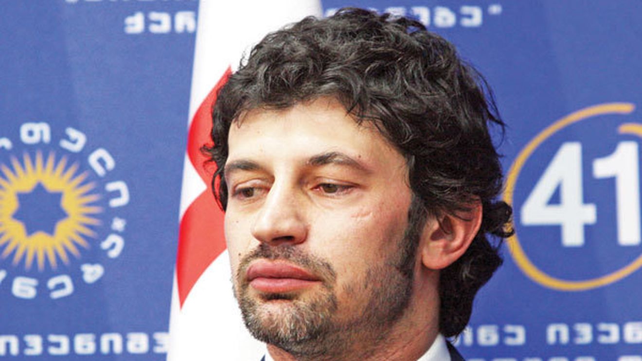 Fostul coleg al lui Contra la AC Milan,** Kaha Kaladze, este noul vicepremier al Georgiei