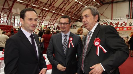 Nicolae Badea, atacat frontal de Becali: "Băi, băiatule, nu mai merge contractul ăla. Dă-i foc și vezi-ți de treaba ta! Nu mai merge cu Â«noi suntem urmașii comuniștilor...Â»" De unde pornește supărarea finanțatorului FCSB