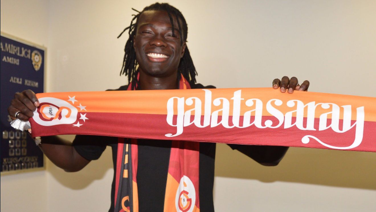 Gomis a semnat cu Galatasaray! "Mulțumesc fanilor pentru primirea călduroasă de care am avut parte". Pe câte sezoane se întinde contractul atacantului