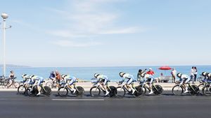 Un "cangur" s-a îmbrăcat în galben! Froome i-a luat șase secunde lui Contador