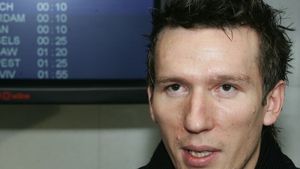 Victoraș Iacob pus pe liber de Kaiserslautern