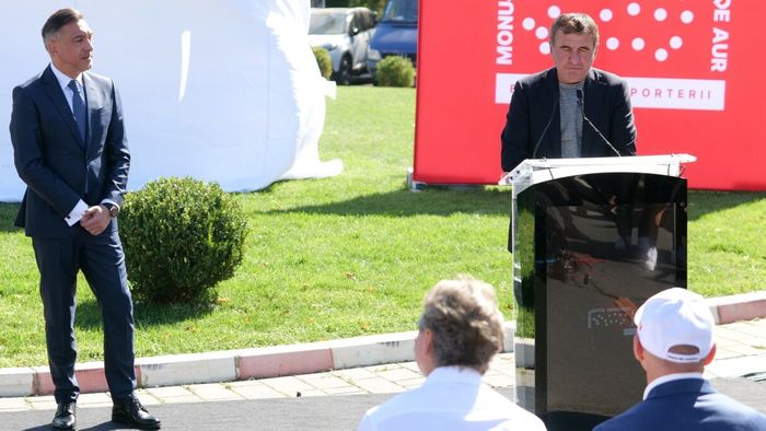 Ilie Dumitrescu i-a spus lui Giovanni Becali cum decurg negocierile cu Gică Hagi: „E o mare posibilitate să vină, dar FRF nu face sacrificii”