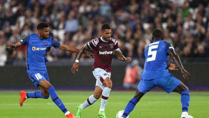West Ham face transferul anului după ce a umilit-o pe FCSB în Conference League! Ofertă fabuloasă făcută de fosta adversară a roș-albaștrilor pentru starul din Serie A