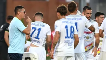 Andrei Prepeliță știe secretul Șelimbărului în acest debut de sezon: ”Și noi vrem să ajungem la nivelul lor.” Gloria Buzău poate trece în clasament peste echipa sibiană