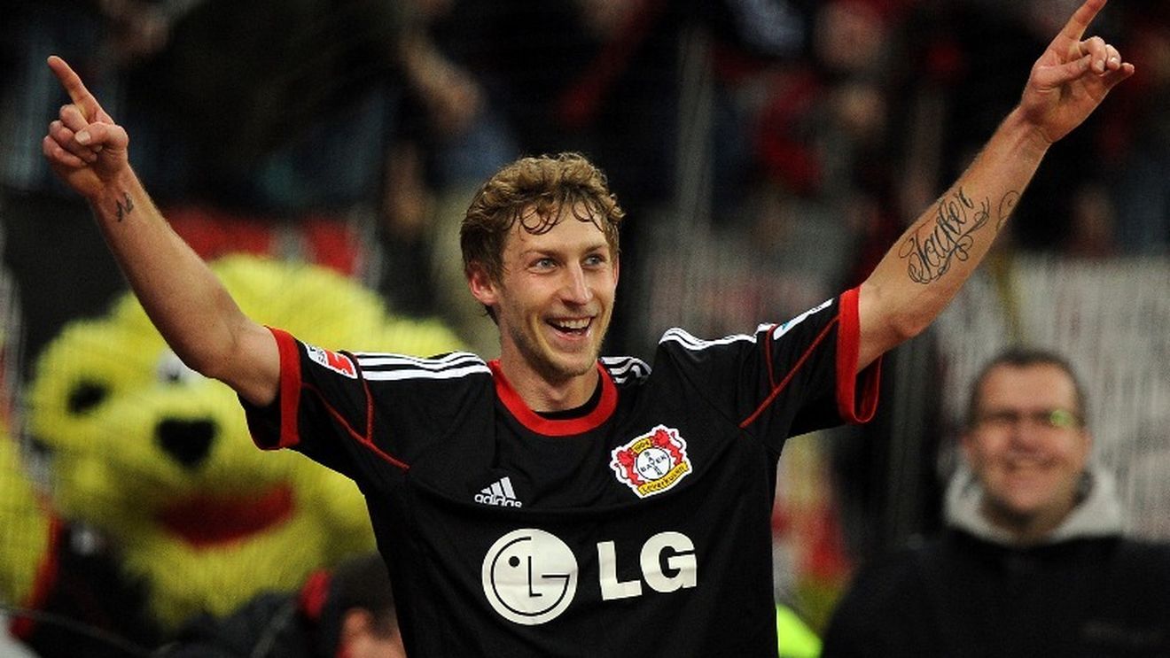 Golul "fantomă" al lui Kiessling poate schimba fața fotbalului: nemții vor ca arbitrii să vadă reluările în timp real! Ce gadget vor purta centralii