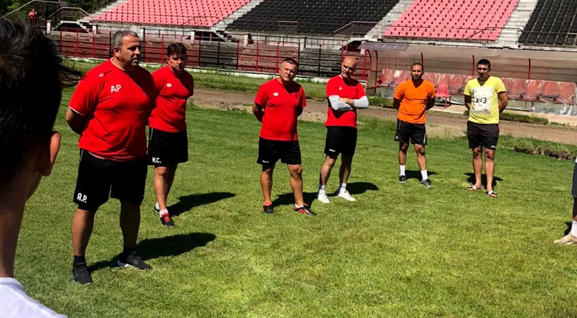 CSM Reșița a avut 21 de jucători la reunirea pentru testarea împotriva SARS-CoV-2. Alexandru Pelici: ”Avem experiența și maturitatea necesară să reușim să ducem echipa din nou acolo unde ne dorim cu toții.” A fost confirmată și a treia achiziție