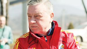 Mircea Sandu: "Puneți pe ziar sus, jos, stânga, dreapta"