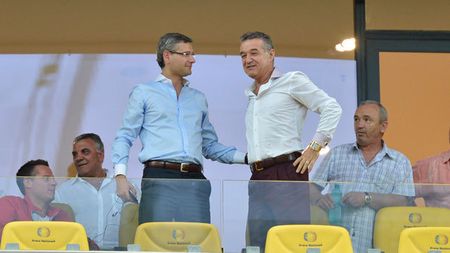 Becali s-a speriat când a văzut ce îi fac "perlele"!** Evoluția a doi steliști din jocul cu Trnava îl face pe Mourinho să își anuleze planurile de scouting