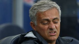 A uitat de Guardiola! Mourinho are un nou RIVAL "de moarte" în Premier League, iar ultima lovitură a fost sub centură. "Nu o să-mi pierd părul vorbind despre el..." Unde "bate" portughezul