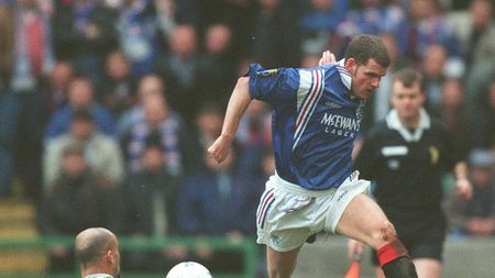 „N-am mai fost niciodată același jucător”. Incredibilele asemănări între cazul lui Ianis Hagi și al unui alt fotbalist de la Rangers, care a suferit o accidentare la genunchi și a lipsit 3 ani de pe gazon, iar apoi a devenit idol