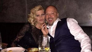 Afaceristul care a vrut să cumpere Rapidul a dat bir cu fugiții: „Nu m-am văzut în viața mea cu acest om” | EXCLUSIV