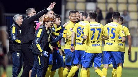 S-au mulţumit cu puţin. Campionii FC Argeş şi Petrolul Ploieşti au dat-o la pace în Trivale. Cronica partidei şi situaţia din clasament