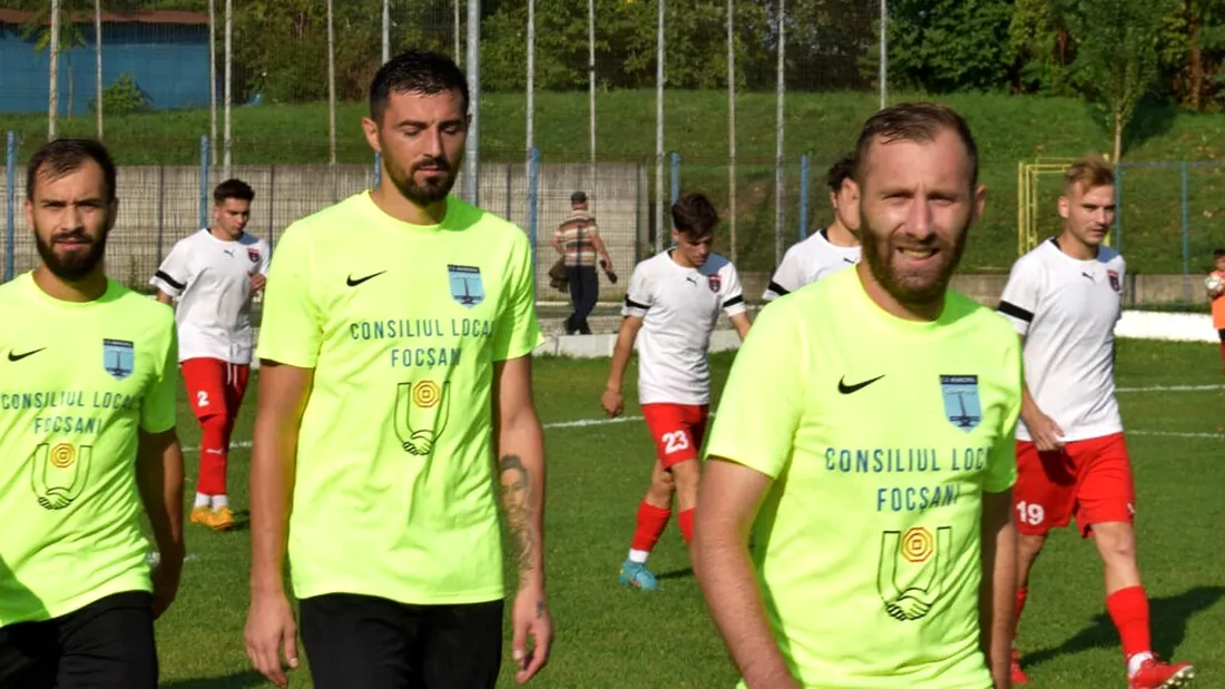 Sorin Strătilă s-a despărțit de CSM Focșani și vrea să continue măcar în Liga 3: ”Nu vreau să mă las.” Echipa din Vrancea are un nou antrenor și a renunțat și la alți jucători importanți din lot
