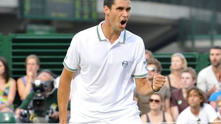 Victor Hănescu e în turul doi la Chennai