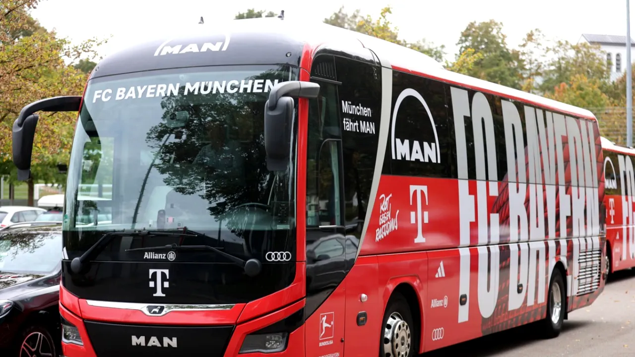 Autocarul lui Bayern Munchen, vandalizat cu pietre în Barcelona. Nemții au depus plângere la UEFA: „Opera unor lași”