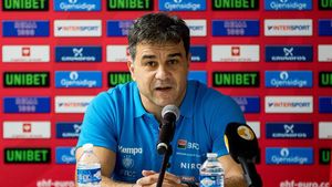 Duelul titanilor! Ambros Martin: „Trebuie să arătăm un handbal foarte bun dacă vrem să batem Rusia". Evgeni Trefilov: „Dacă vom găsi cheia cum să-i învingem pe cei doi portari ai României, vom câștiga"