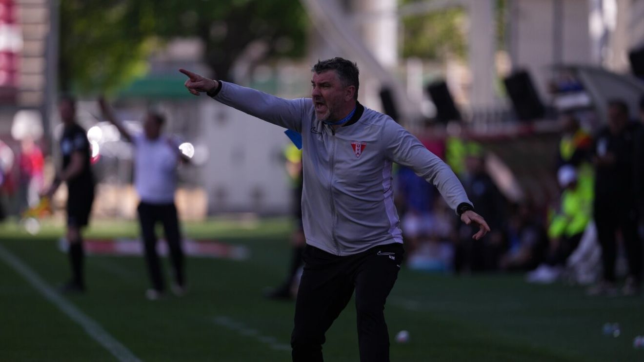 Cum a reacționat Adrian Mihalcea după ce UTA a fost egalată în prelungirile meciului cu Petrolul: „A intrat acest copil...”