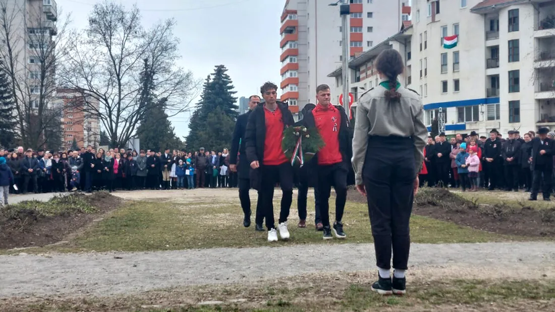 FK Miercurea Ciuc a sărbătorit, defilând de la stadion, Ziua Maghiarilor de Pretutindeni! Mesajul transmis de clubul harghitean