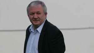Porumboiu: "CAF poate să amâne de o mie de ori, tot Vasluiul câștigă"