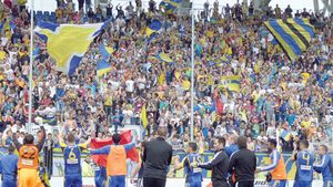 Terapie cu fani înainte de Steaua!** 5.000 de fani ai Petrolului sunt așteptați în tribune la  antrenamentul oficial