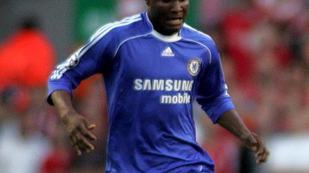 Chelsea vrea bani de la toată lumea