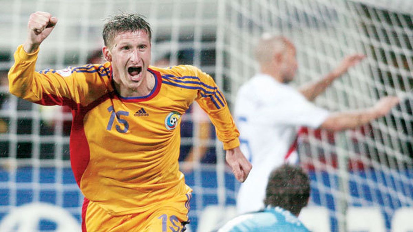 EXCLUSIV | Dorin Goian, fost căpitan al naționalei, a dezvăluit cele trei plusuri ale trupei lui Contra după remiza cu Serbia! Cine e omul care nu trebuie să lipsească din primul 11: "E peste Keșeru"