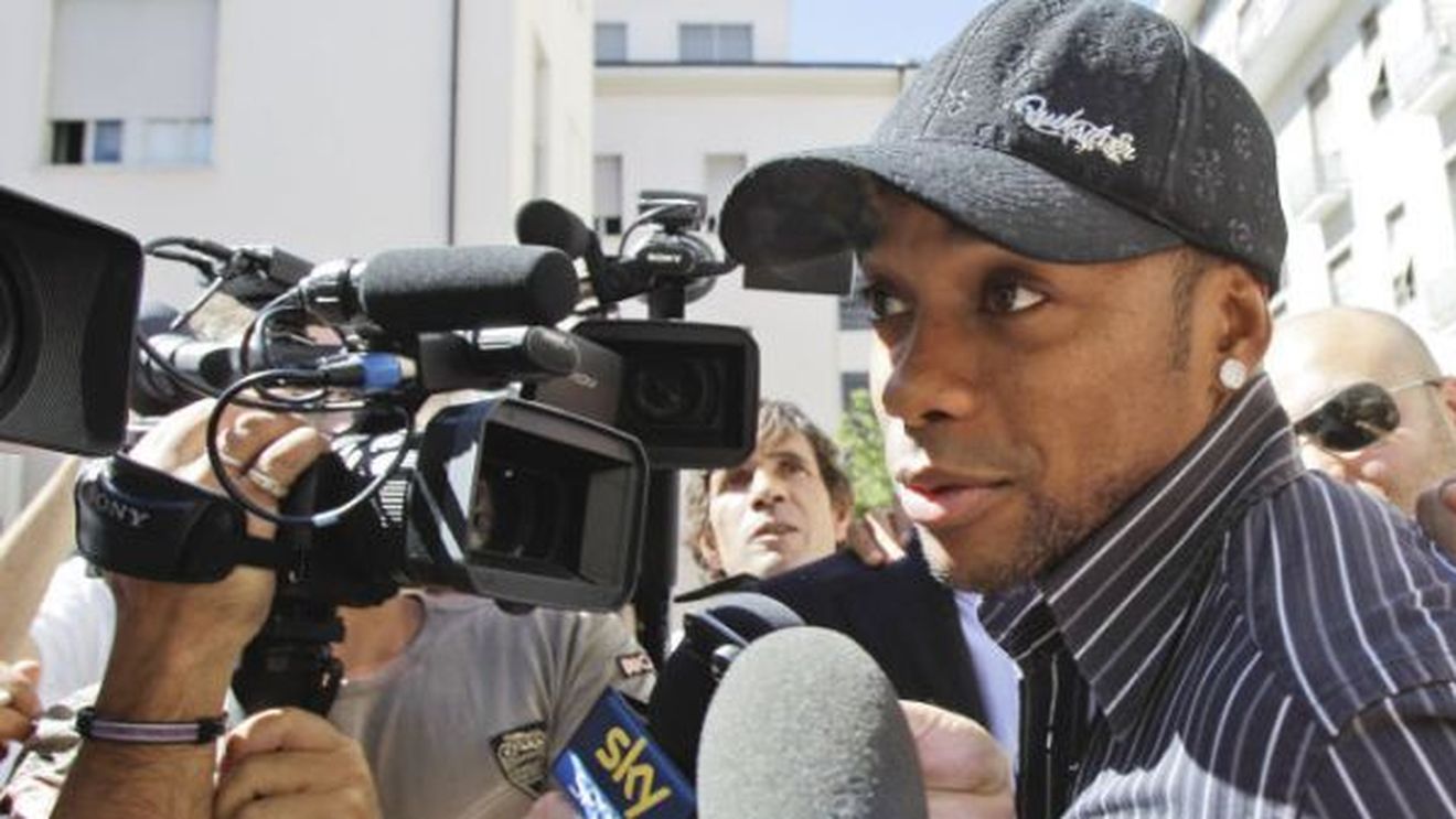 FOTO** Robinho a ajuns la Milano! "Voi face istorie" Italienii: "Cine o va opri pe Milan?"