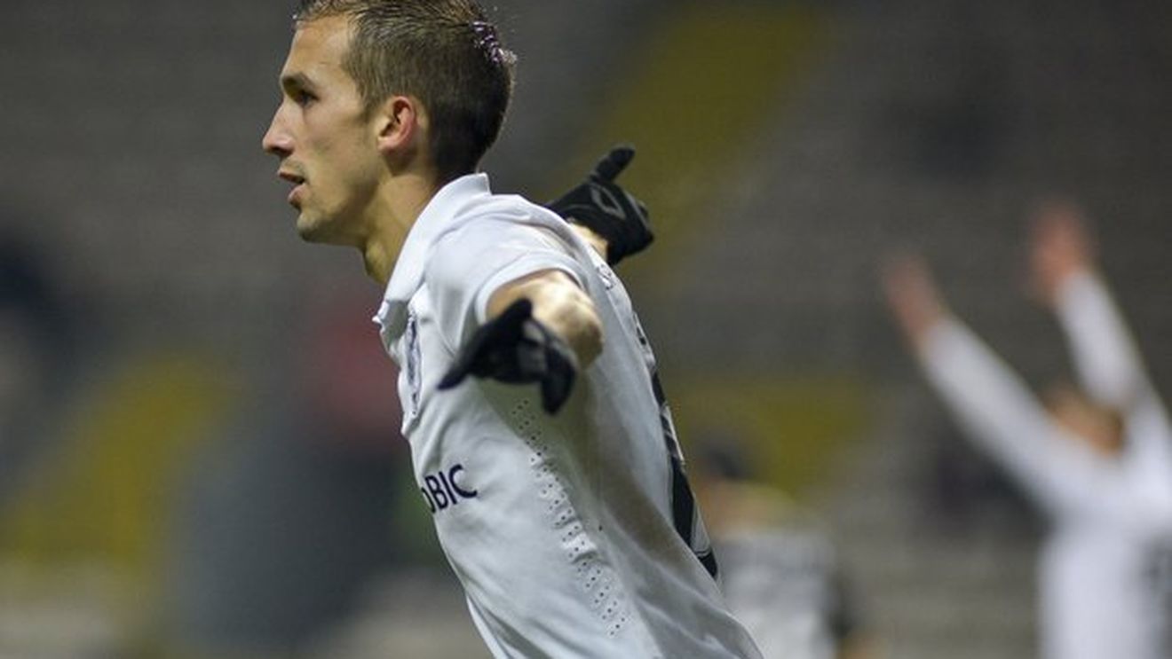 El va fi ultimul transfer al verii pentru Dinamo! Portughezii au făcut anunțul: e așteptat un mijlocaș format de Sporting Lisabona