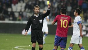 De ce va lipsi Tănase etapa viitoare? Explicația lui Reghecampf: "Nici nu cred că știa câte galbene are" . Cine trebuia să-i țină socoteala cartonașelor