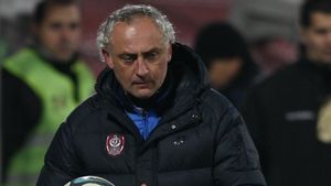 "Nu spionez** pe nimeni!"