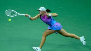 Antrenorul concediat de Simona Halep prin sms, chemat în echipa liderului mondial WTA