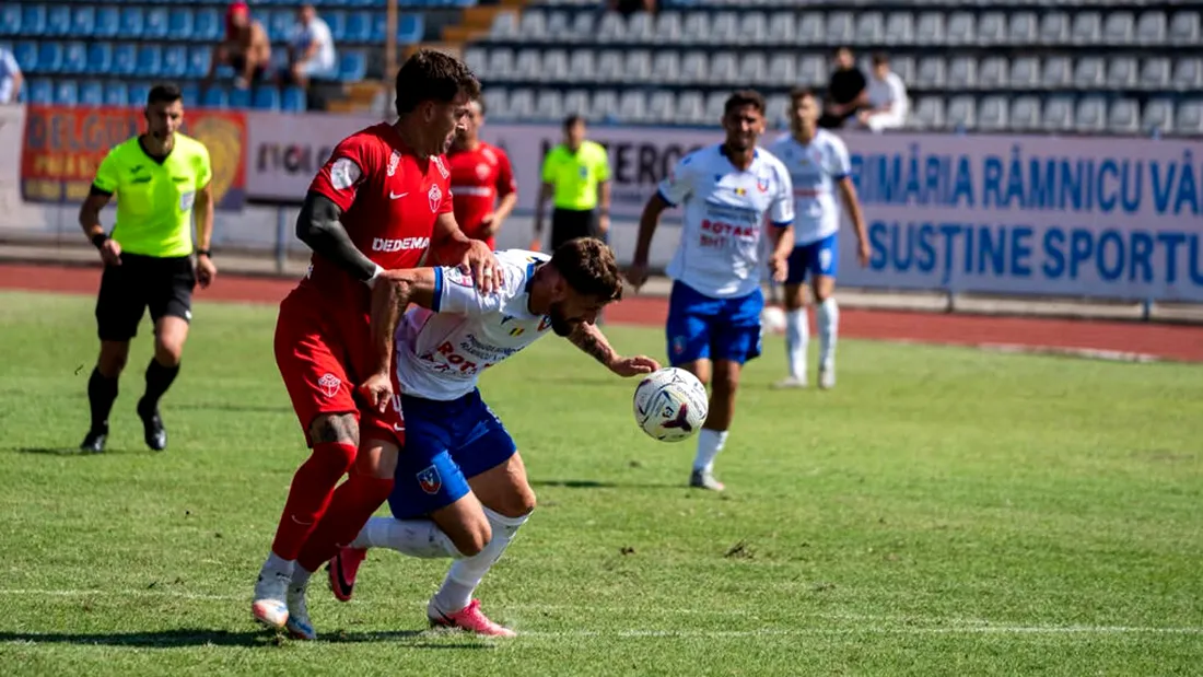 Condusă în două rânduri, FC Bacău a scos o remiză la Râmnicu Vâlcea, dar putea da lovitura la ultima fază. Costel Enache: ”Un rezultat echitabil, dar un pic mă doare ratarea din final”