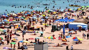 ULTIMA ORĂ | Noi restricții pe litoral! Ce trebuie să știe românii care vor să meargă în vacanță