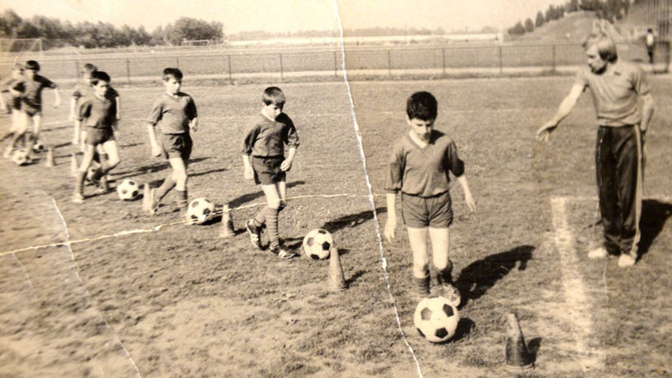 Drama lui Mihai Petre, antrenorul care i-a crescut pe Ilie Dumitrescu și Dan Petrescu: "L-am internat într-un azil. Aliuță ne-a cerut 7.000 de euro și ne-a adus înapoi doar 6.000"