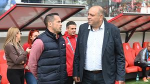 Din Portugalia, Laszlo Dioszegi a stabilit 4 transferuri: „Pe Niczuly nu-l mai vor, Mailat a plecat. Pentru Haruț şi Omar vrem bani”. EXCLUSIV