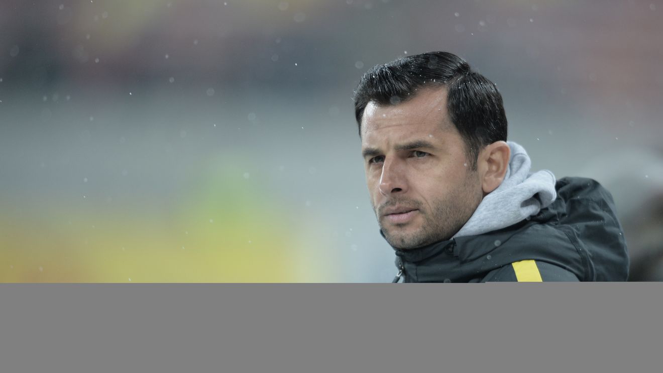 A fost acuzat de "prietenii" cu arbitrul de la CFR - CSM Poli Iași, iar acum a ieșit la atac! Dică: "Aștept dovezi, am vorbit deja cu un avocat!". Concluziile după primul derby din play-off: "Emoții mari în final"
