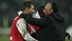 "Nu vom arăta ca Steaua în Giulești!** Cu Rapid jucăm meciul tuturor dinamoviștilor"