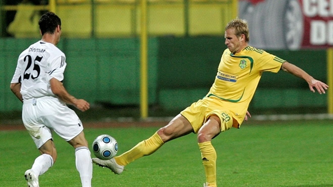 Porumboiu, în război cu FIFA!** "Ne-au prins într-o ambuscadă! Am fost păcăliți de un hoțoman"