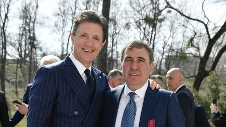 Se pregătește plecarea lui Gică Hagi de la Farul? Anunțul lui Gică Popescu: „Are oferte!”